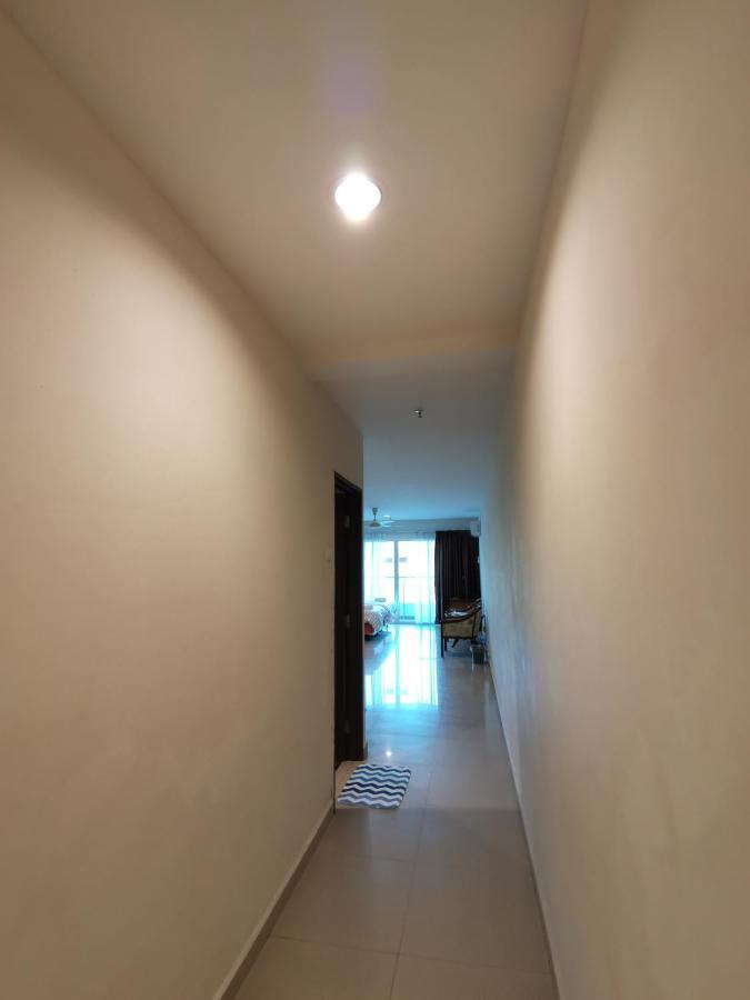 Spacious & Homey Apartment At Marina Island By Jomy Homestay Lumut Eksteriør billede