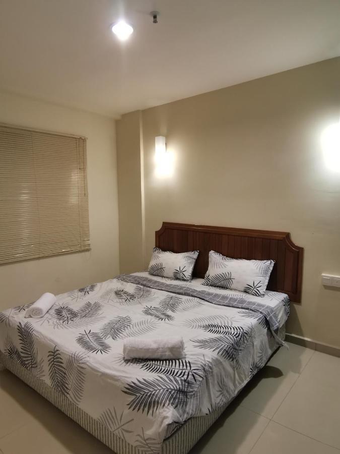 Spacious & Homey Apartment At Marina Island By Jomy Homestay Lumut Eksteriør billede